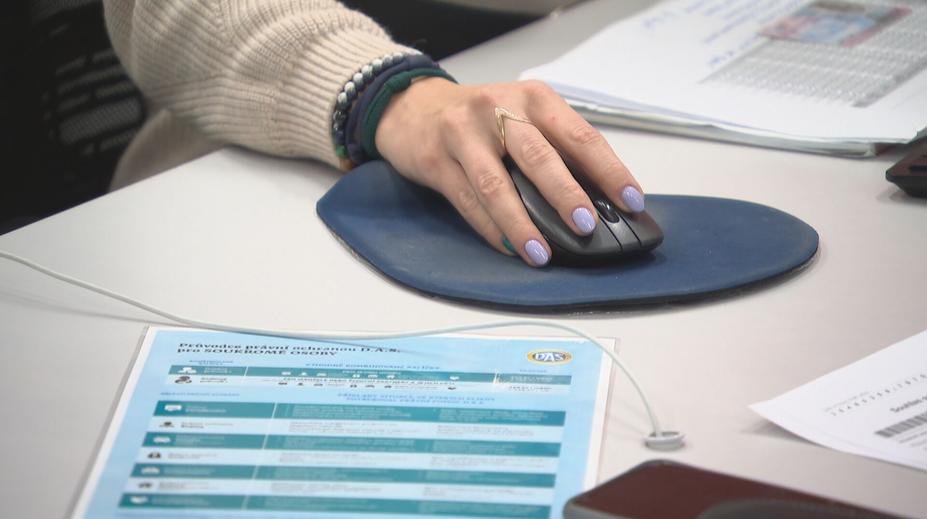 Lidé si na podzim berou více půjčky. V průměru se jedná o statisícové částky