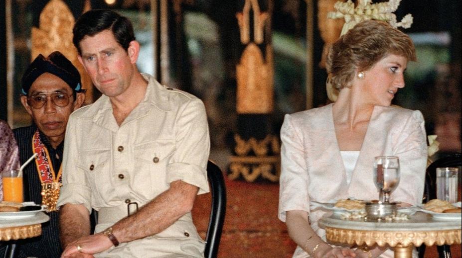 Diana tajila pohlaví druhého dítěte. Když Karel zjistil pravdu, pronesl krutou větu