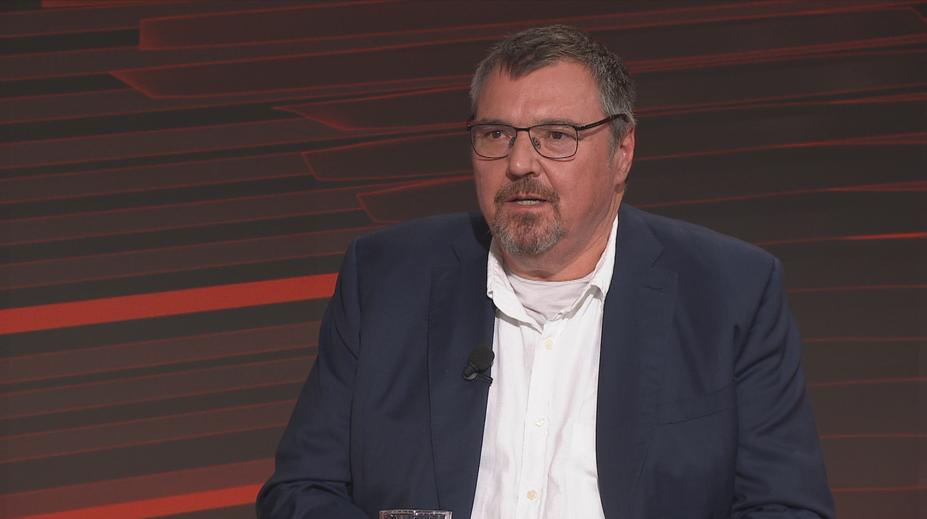 Ministerstvo vidí velké peníze u změn spoření na penzi. Děláte si legraci, říká exšéf ČNB