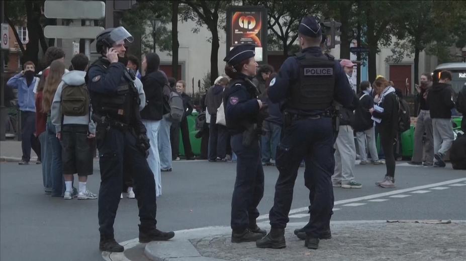 Francii čeká další vlna protestů. Demonstrovat se má po celé zemi