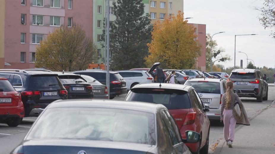 Projekt podzemních garáží v Jindřichově Hradci neprošel. Obyvatele odradila cena