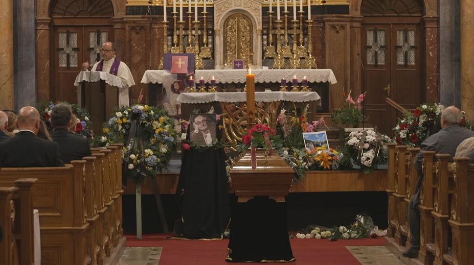 Poslední sbohem Vladimíru Páralovi. Rozloučili se s ním blízcí i obdivovatelé