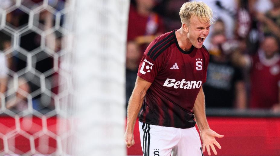 Hattrick za 23 minut. Sparťan Brunes řádil, potlesk poslal i bratranec Haaland