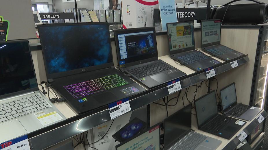 Počítače zdraží o tisíce korun. Porostou i ceny další elektroniky