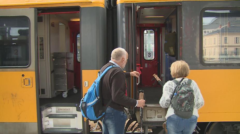 Začala výluka vytížené trati na Moravě. Denně se dotkne desítek spojů