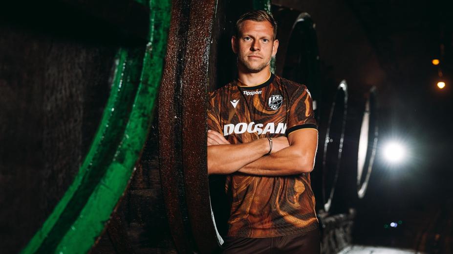 Plzeň ukázala divoký venkovní dres. Odkazuje na pot, průmysl i pivo