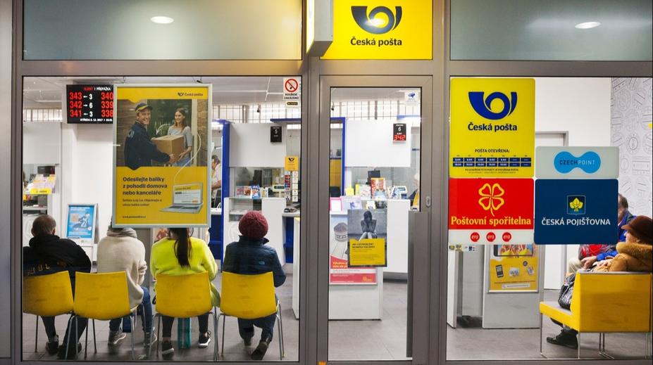 Česká pošta plánuje velké zdražení. Zvednou se ceny za dopisy a cenné zásilky
