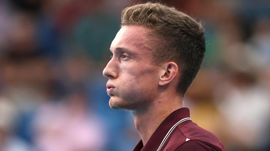 INTERNET ŘEŠÍ: Propadák Lehečky a příliš úzká sukně na Australian Open