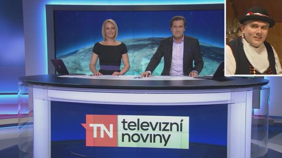 Premiéra v Televizních novinách: Představil se Krojovaný reportér