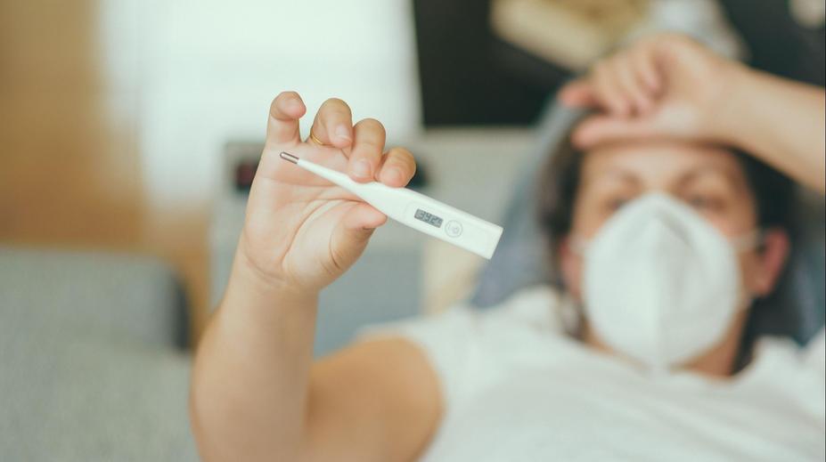 Varianta covidu Frankenstein se rychle šíří. Virolog vysvětlil její děsivý název