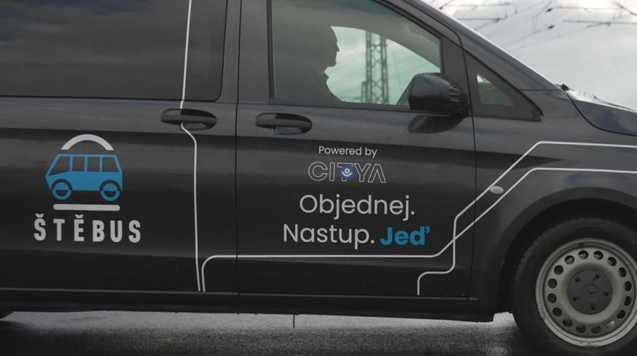 Zájem o poptávkovou dopravu stoupá. Města s ní ušetří, lidé si ji pochvalují