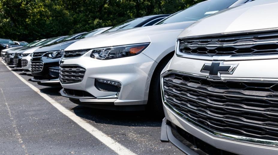 Obří pokuta pro americkou automobilku. Roky tajila vážnou závadu svých motorů
