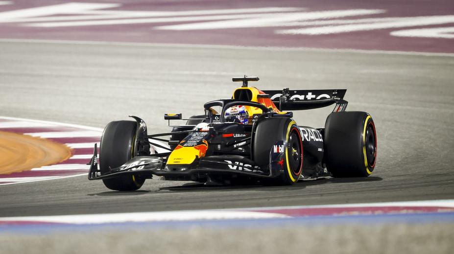 Verstappen ovládl závod v Kataru. Norris mimo stupně vítězů