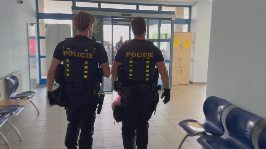 Útoků na zdravotníky přibývá. V jihlavské nemocnici napadla žena zdravotní sestru