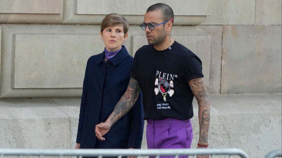 Dani Alves byl očištěn. Bývalá hvězda se zbavila obvinění ze znásilnění