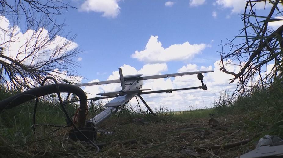 Ukrajina spustila operaci na ukončení války. Na Rusko vyslala stovky dronů