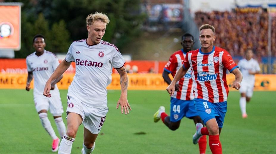 Další problémy pro Spartu? Slavný klub chce přivést Adama Karabce