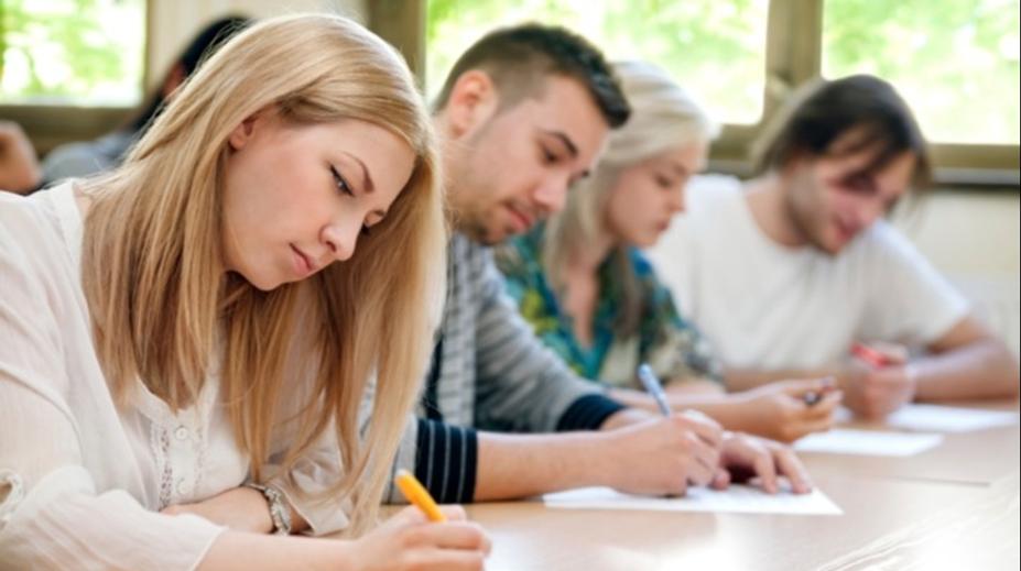 Nejvíc maturantů pohořelo v češtině. Cermat zveřejnil výsledky. OTESTUJTE SE