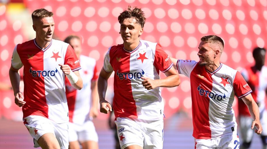 Chytil dvěma góly zařídil výhru nad Pardubicemi. Slavia zůstává stoprocentní