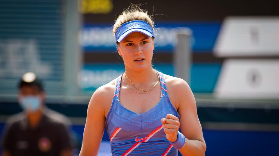 Tenisová kráska se opřela do Djokoviče. Fanoušci ji za to kritizují