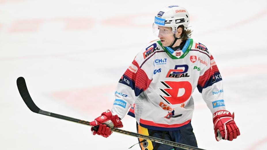 Impulz před olympiádou. Obránce Šustr zabojuje o smlouvu v NHL