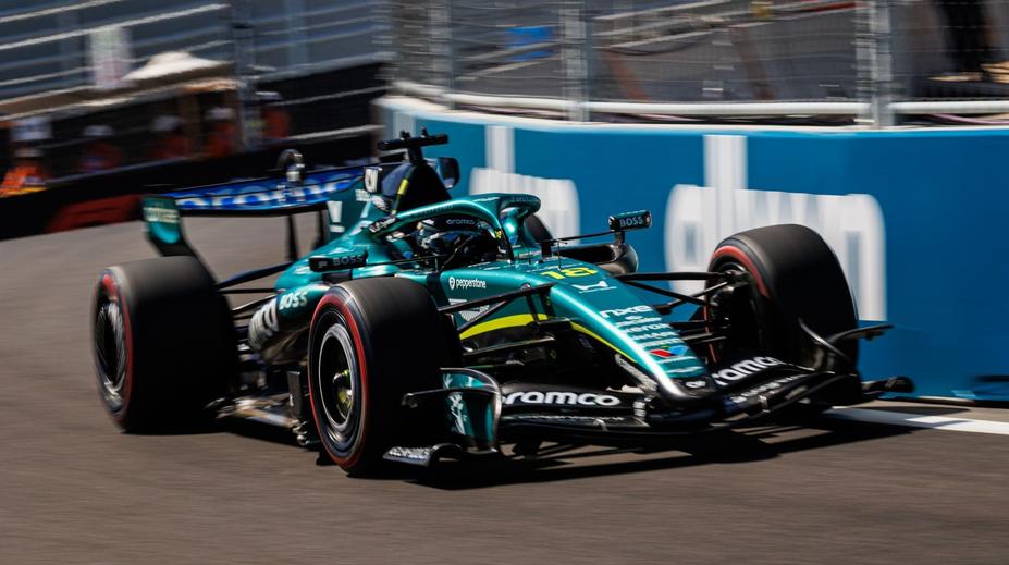 Bude startovat z Barcelony? Fanoušci se smějí obřímu trestu pro pilota F1