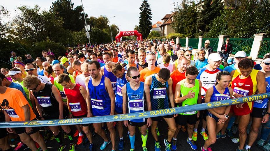 Běžci RunTour přispějí milionem na charitu