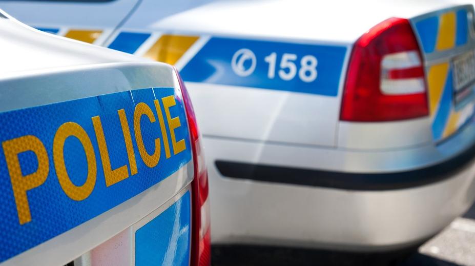 Policisté týdny pátrali po Martině z Prahy. Našli ji živou