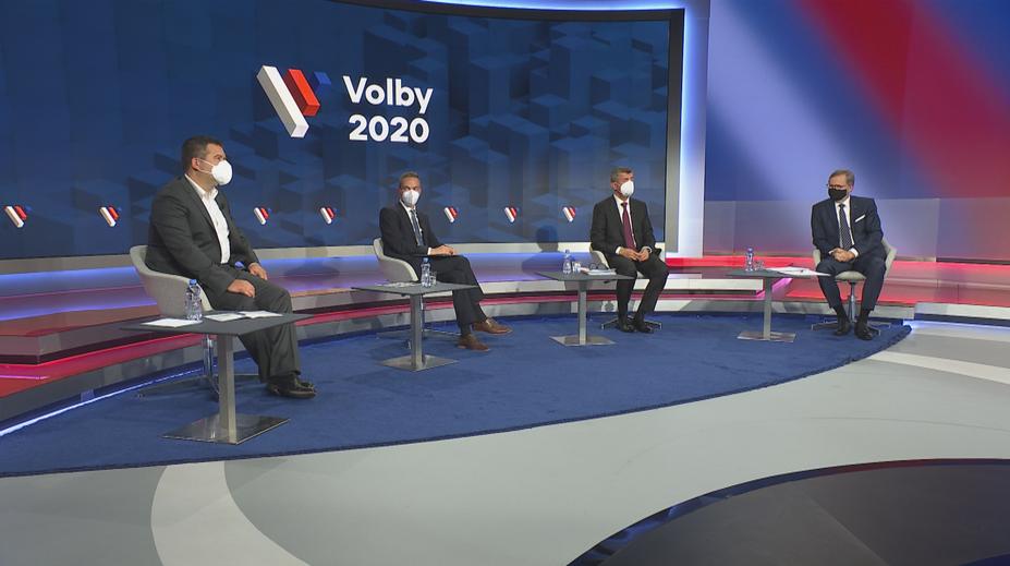 Překvapivě defenzivní premiér i hvězdní Bartoš a Hamáček, zhodnotil politolog debatu