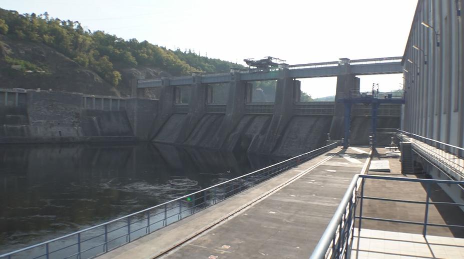 Vltavská elektrárna prochází rekonstrukcí. Přitahuje badatele a milovníky záhad