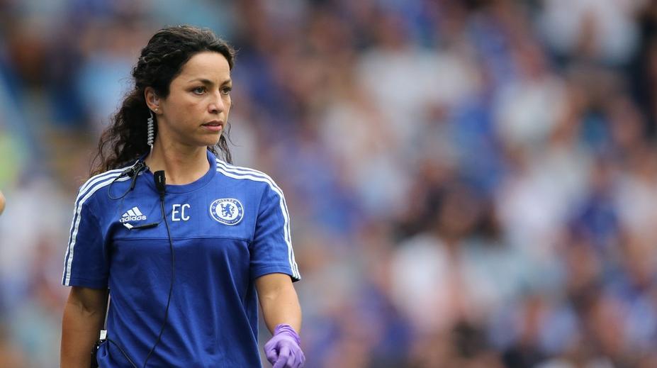Fotbalová Anglie trne. Restart je hazard, tvrdí exlékařka z Chelsea