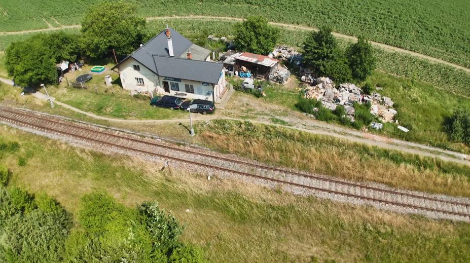 Výhrůžky zabitím nebo krádeže. Holice trápí problémoví obyvatelé