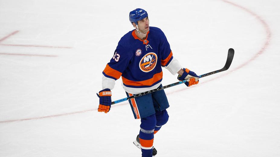 Islanders řeší velké problémy. Chybět bude nejproduktivnější hráč i Chára