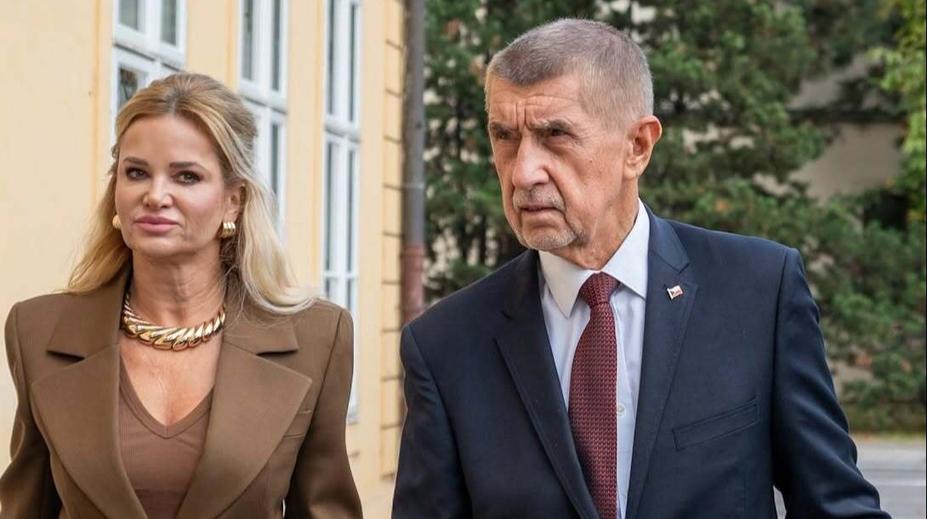 ON-LINE: Volby jsou v plném proudu. Hlas už odevzdali Pavel i Babiš