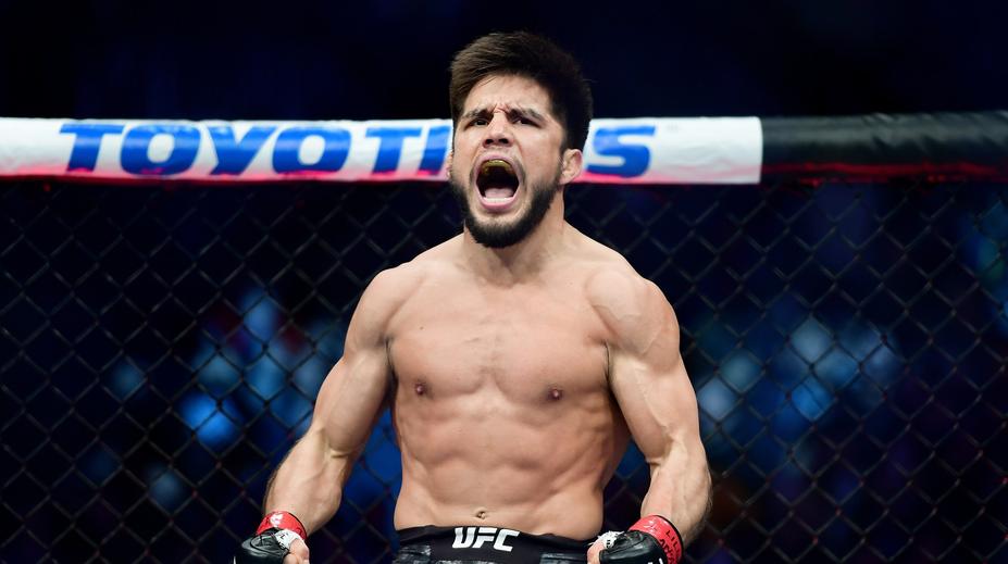 Blíží se velký comeback šampiona UFC? Cejudo chce bojovat v pérové váze