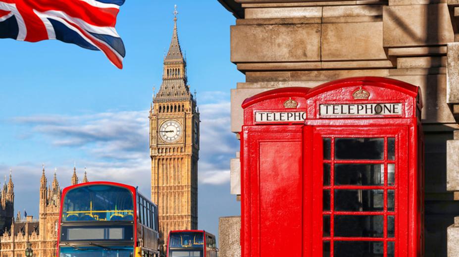 Británie trvá na zachování telefonních budek. Zachraňují prý životy