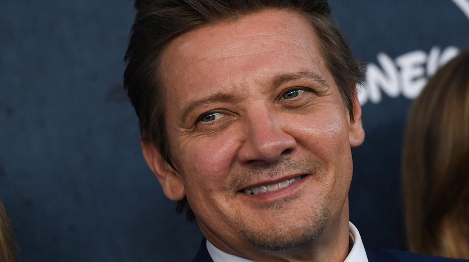 Na několik minut jsem zemřel, tvrdí hvězda Avengers Jeremy Renner