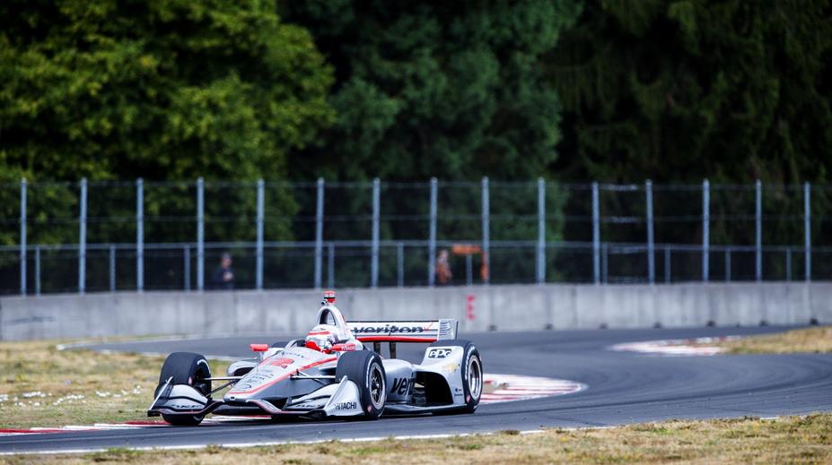 Kvalifikaci vyhrál Power. Hrdinou je ale Bourdais a jeho tým