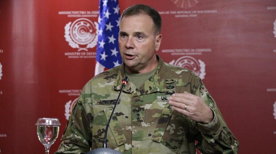 Bývalý americký generál: Evropa se musí připravit na válku