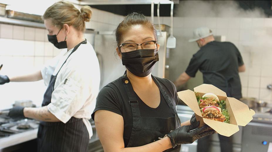 Zachraňte restaurace! Objednejte si jídlo a označte Rozbalte to