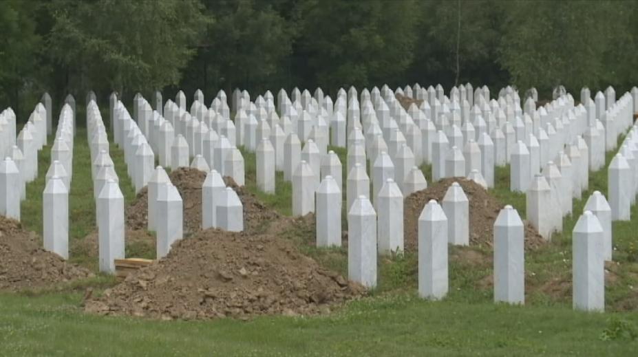 Masakr v Srebrenici je i naše vina. To stejné se teď děje na Ukrajině, upozorňuje historik