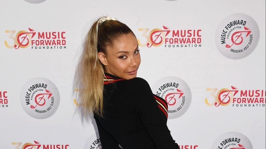 Zemřela známá modelka, bylo jí 34 let. Zesnula jen pár měsíců po narození dcery