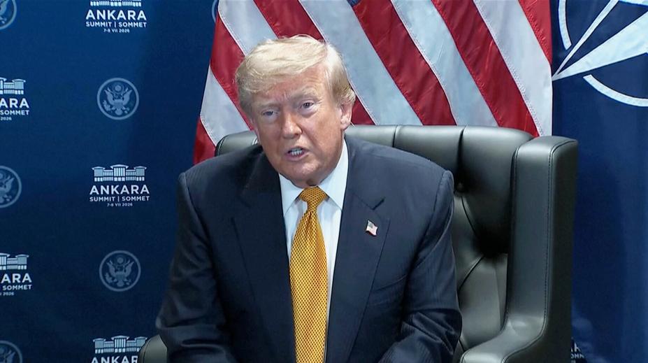 USA znovu udeřily v Íránu. Po útocích v Hormuzském průlivu roste napětí i cena ropy
