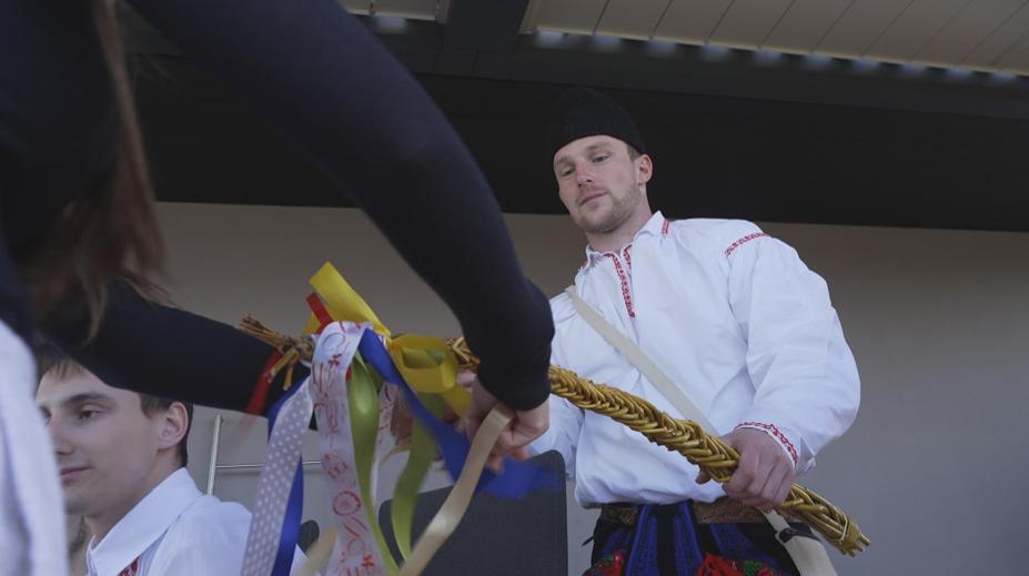 Češi slaví Velikonoce různě. Koledníci jezdí za děvčaty i na koňském povozu
