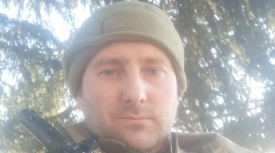 Vasil z Mise nový domov už je na Ukrajině. Chystá se na válku