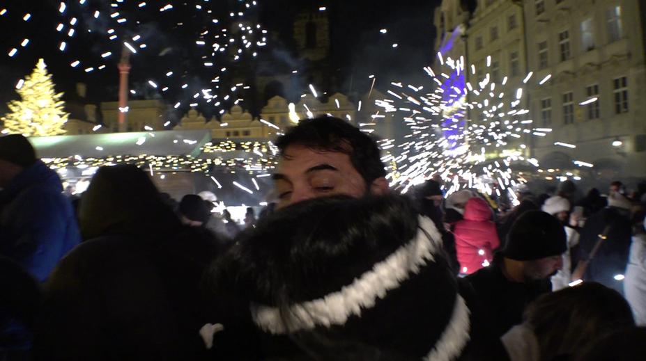Oslavy nového roku byly v Praze klidnější. Padaly ale pokuty za pyrotechniku