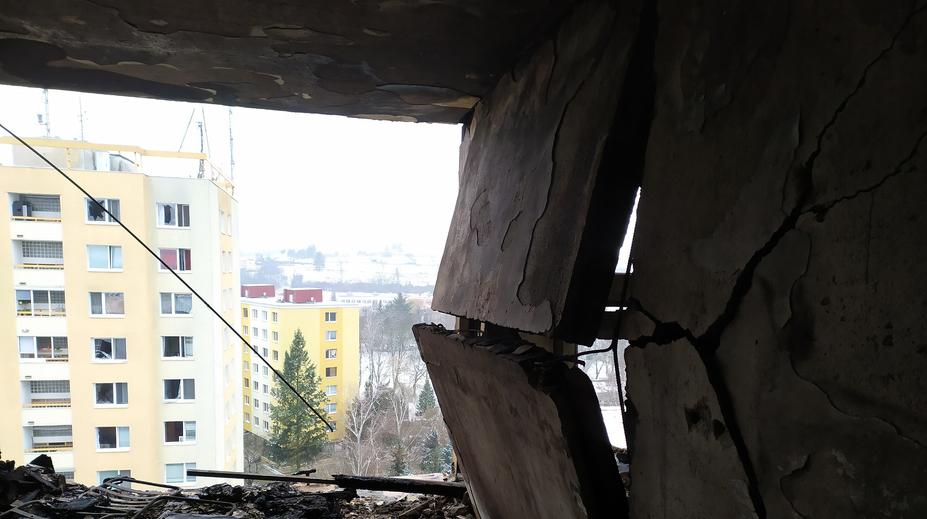 Panelák klidně zbourejte, souhlasí majitelé bytů. Další FOTO zkázy