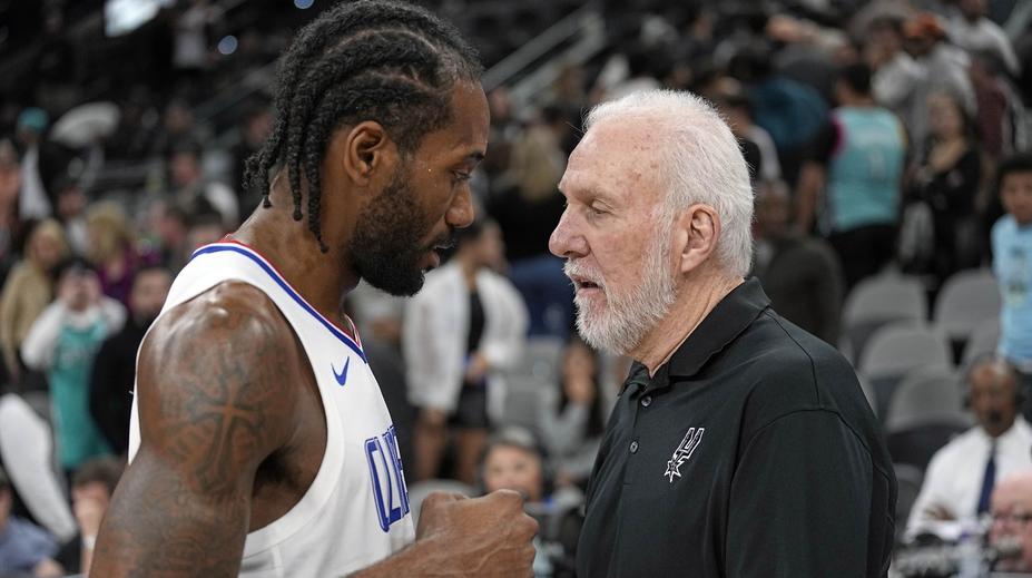 Trenér v NBA do mikrofonu prosil fanoušky, aby nebučeli na soupeře