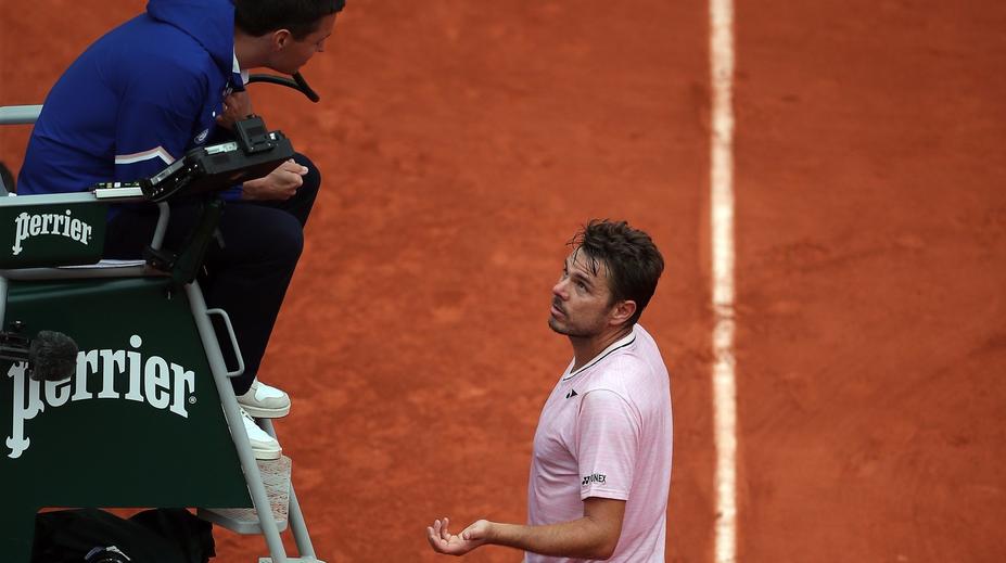 Wawrinka na French Open vyjel na rozhodčího, chtěl obyčejnou vodu