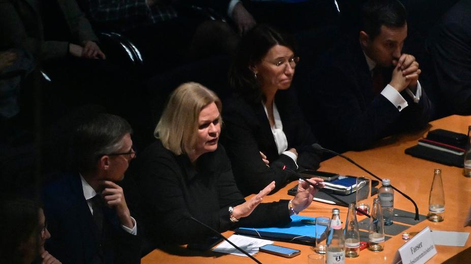 Útočník z Magdeburku vykazuje známky duševní nemoci, tvrdí německá ministryně